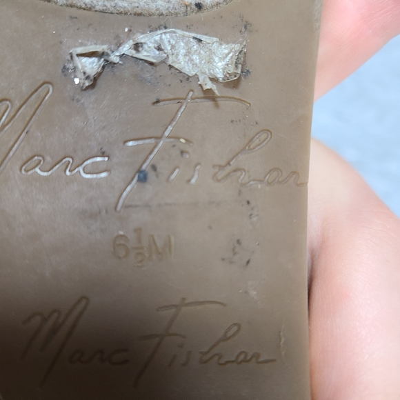 Marc Fisher | Gold Sandals - Picture 8 of 10